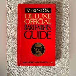 1978 Mr. Boston Deluxe Official Bartender’s Guide